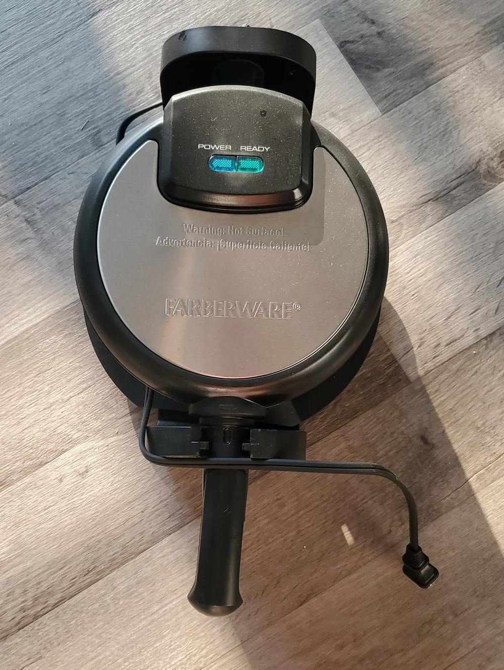 Farberware Black and Silver Round Waffle Maker